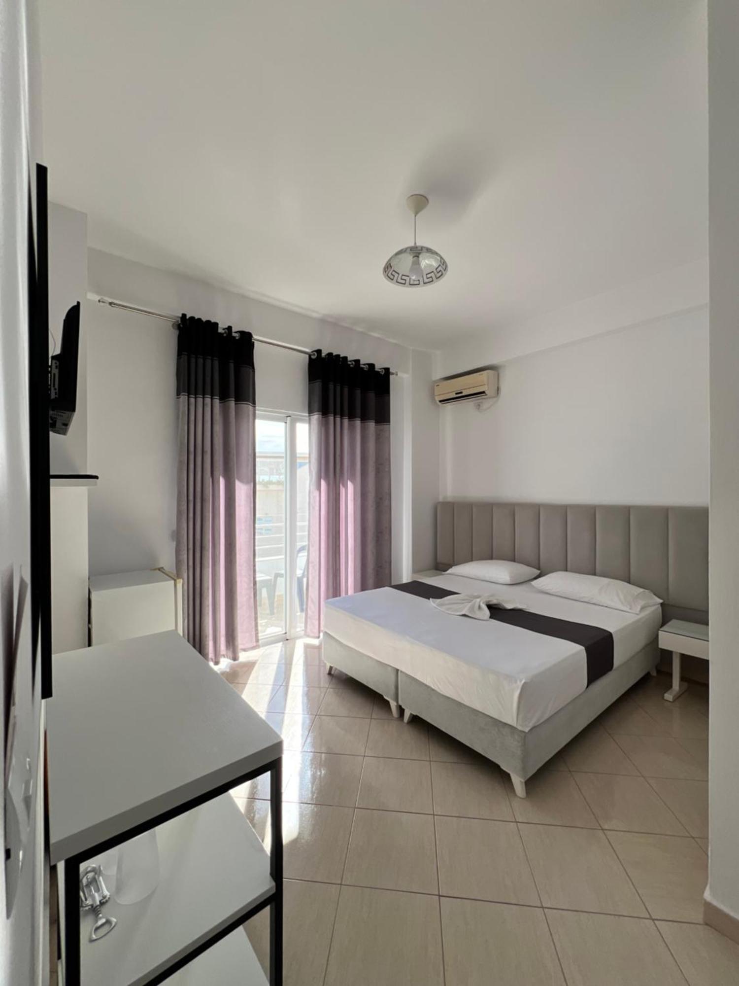 Gjoka Apartments, In Front Of Bougainville Bay Саранда Экстерьер фото